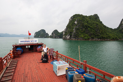 Op de boot naar Cai Rong
