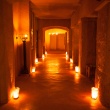 De Feynan Eco Lodge wordt met kaarsjes verlicht<br>Copyright J.H. Bouma & P.A. Jasperse